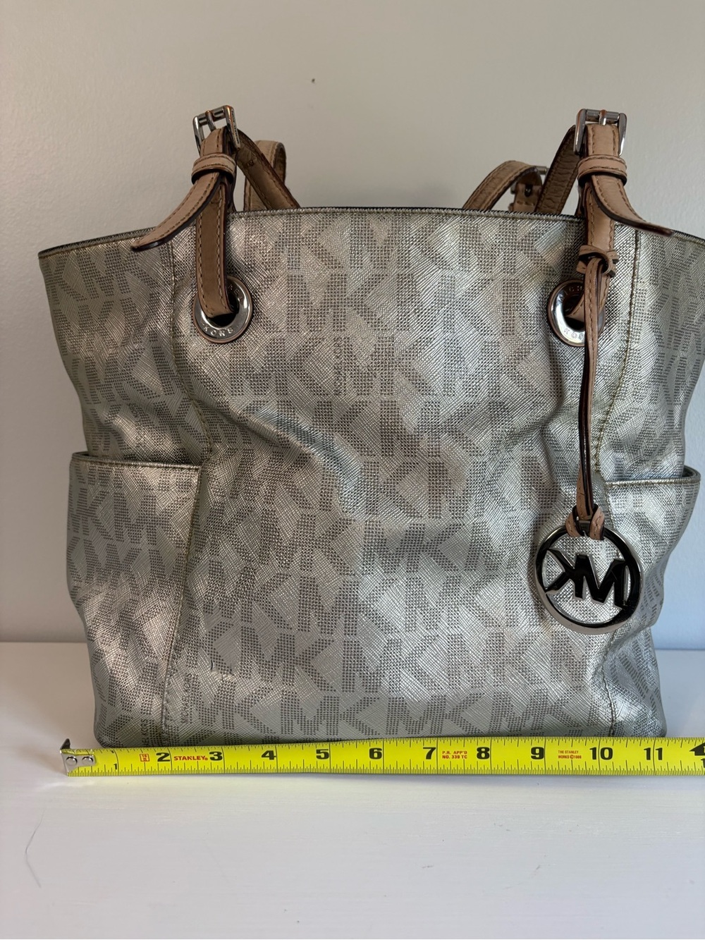 Michael Kors Silver Metallic East West Signature Monogram Chain Tote Bag - Picture 4 of 15